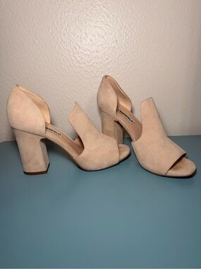 Karl Lagerfeld Nude Suede Open-Toe Block Heel Sandals